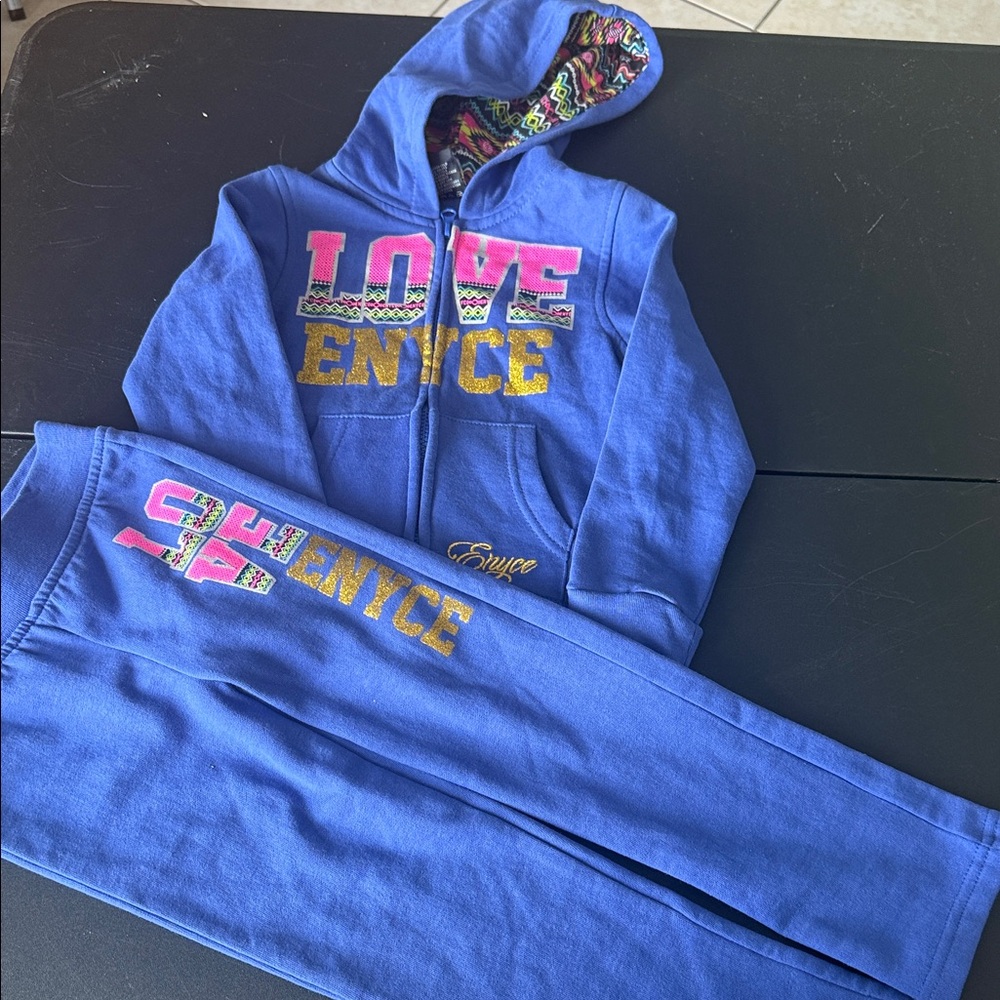 Enyce Matching Set